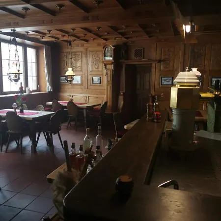 Hotel Gaestehaus Am Rathaus *