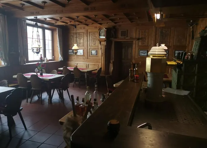 Отель Gaestehaus Am Rathaus *