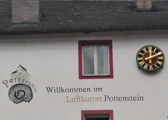 Отель Gaestehaus Am Rathaus *